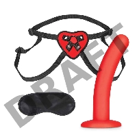 Красные трусы с фаллосом для новичков Red Heart Strap on Harness & 5in Dildo Set